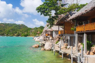 Deluxe Seafront Bungalow — Koh Tao Relax Freedom Beach Resort